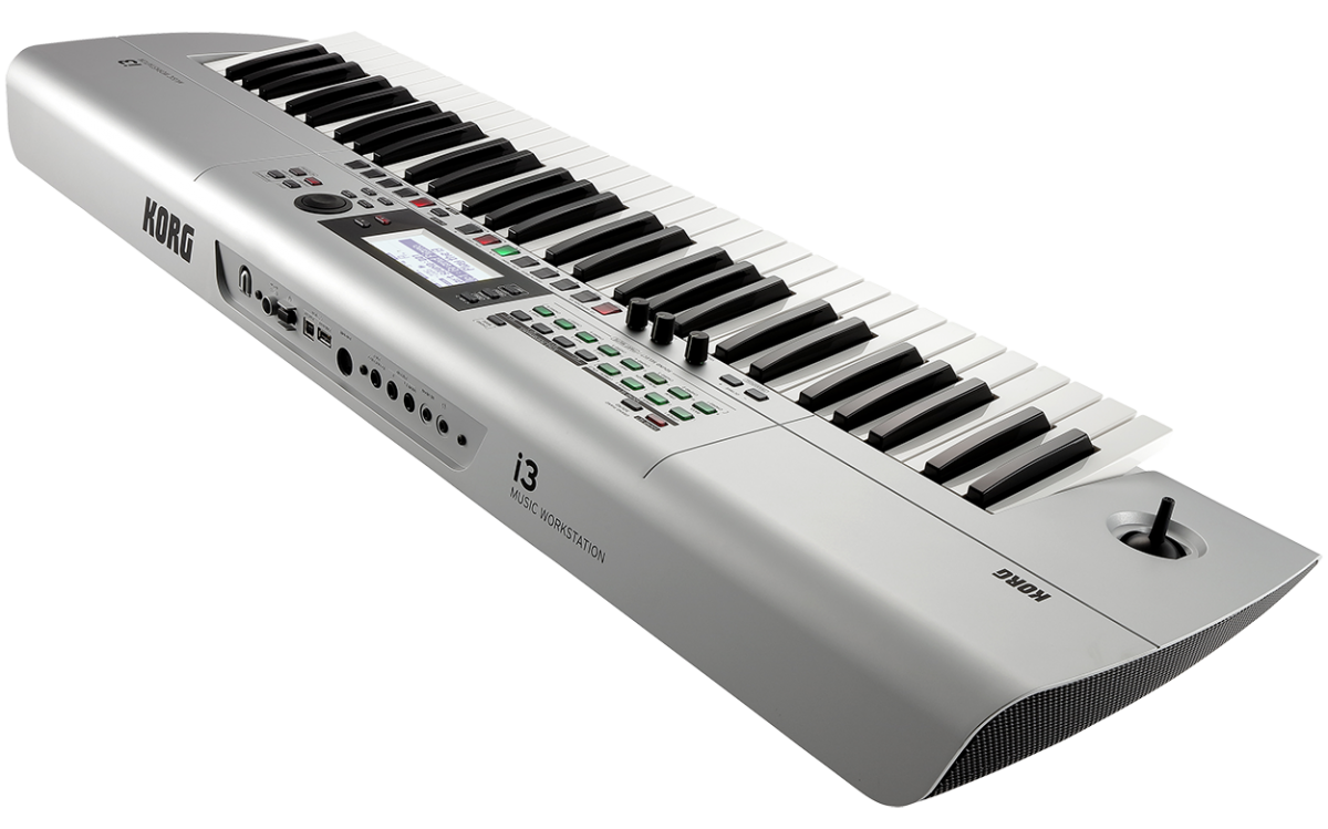 Korg i3 Music Workstation 61 keyboard Silver open box