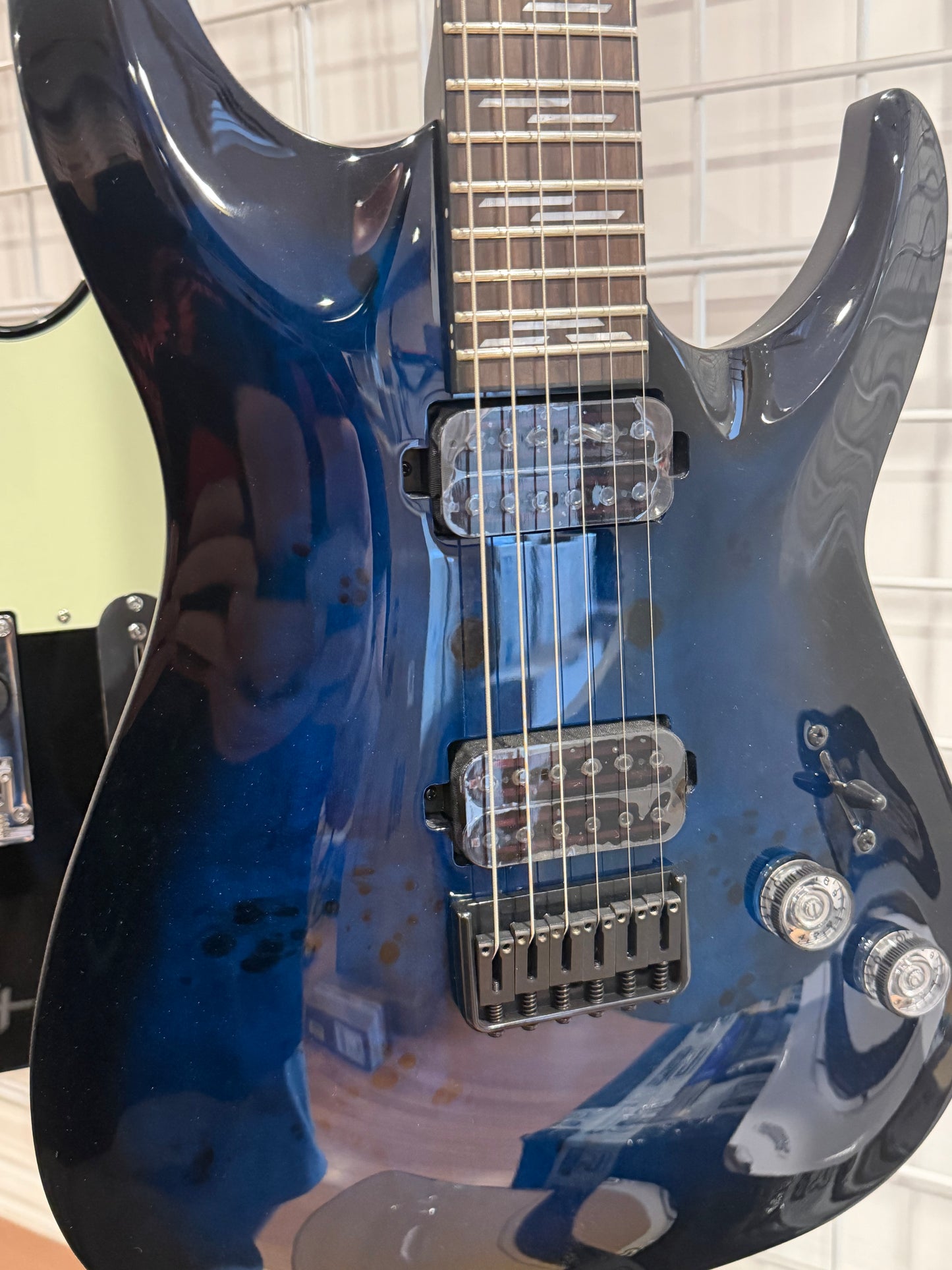 Schecter Omen Elite-6 See Thru Blue Burst 2452 guitar open box