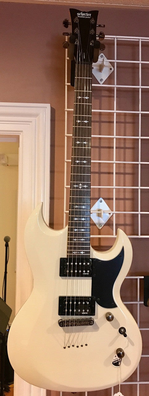 Schecter 2059 Omen S-II White Electric Guitar