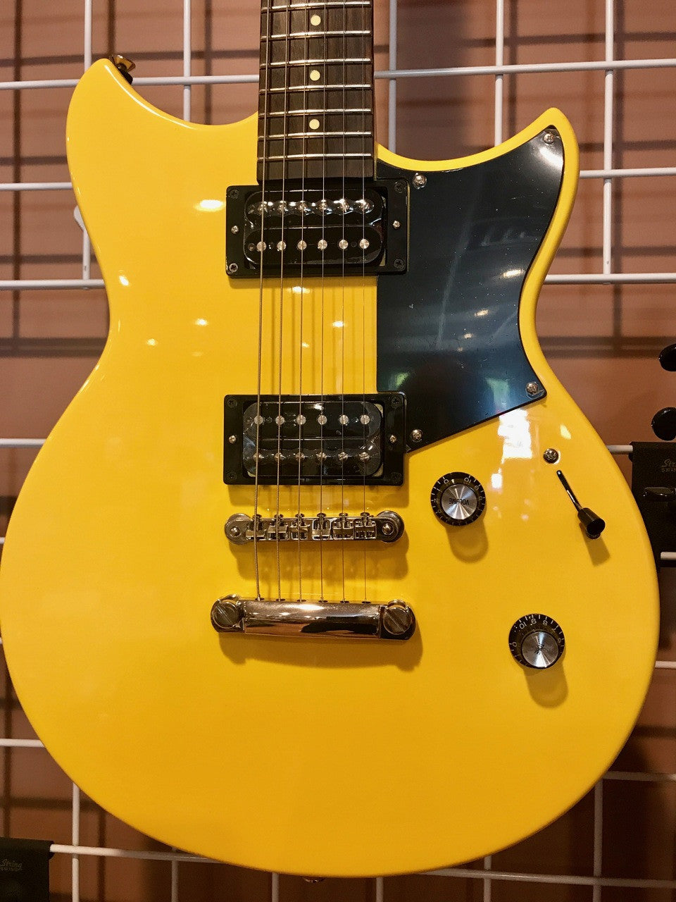 Yamaha Revstar RS320 SYL Stock Yellow Electric Guitar