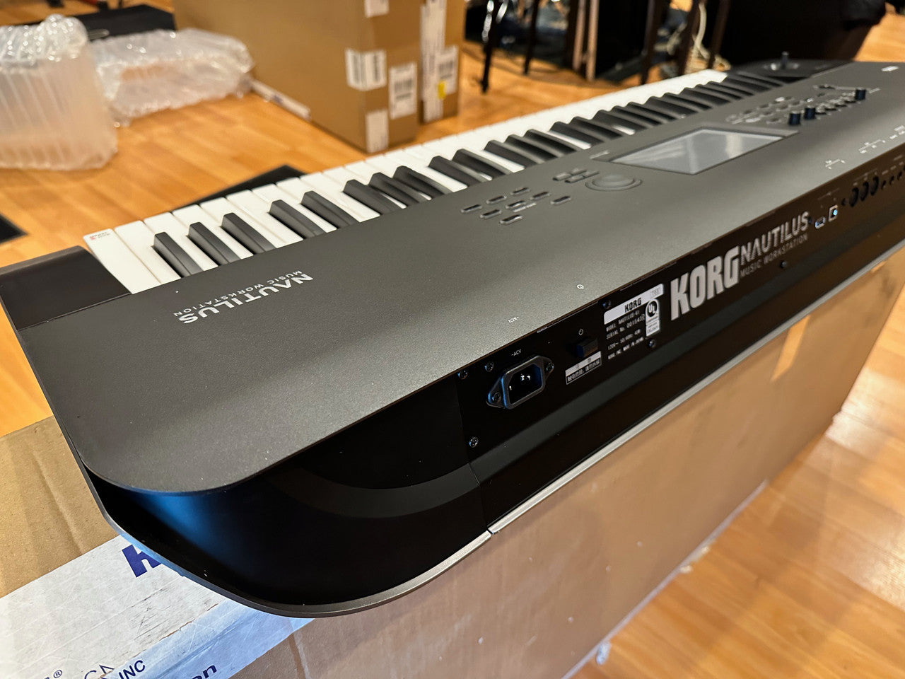 Korg Nautilus 61 61 key Synthesizer Workstation open box