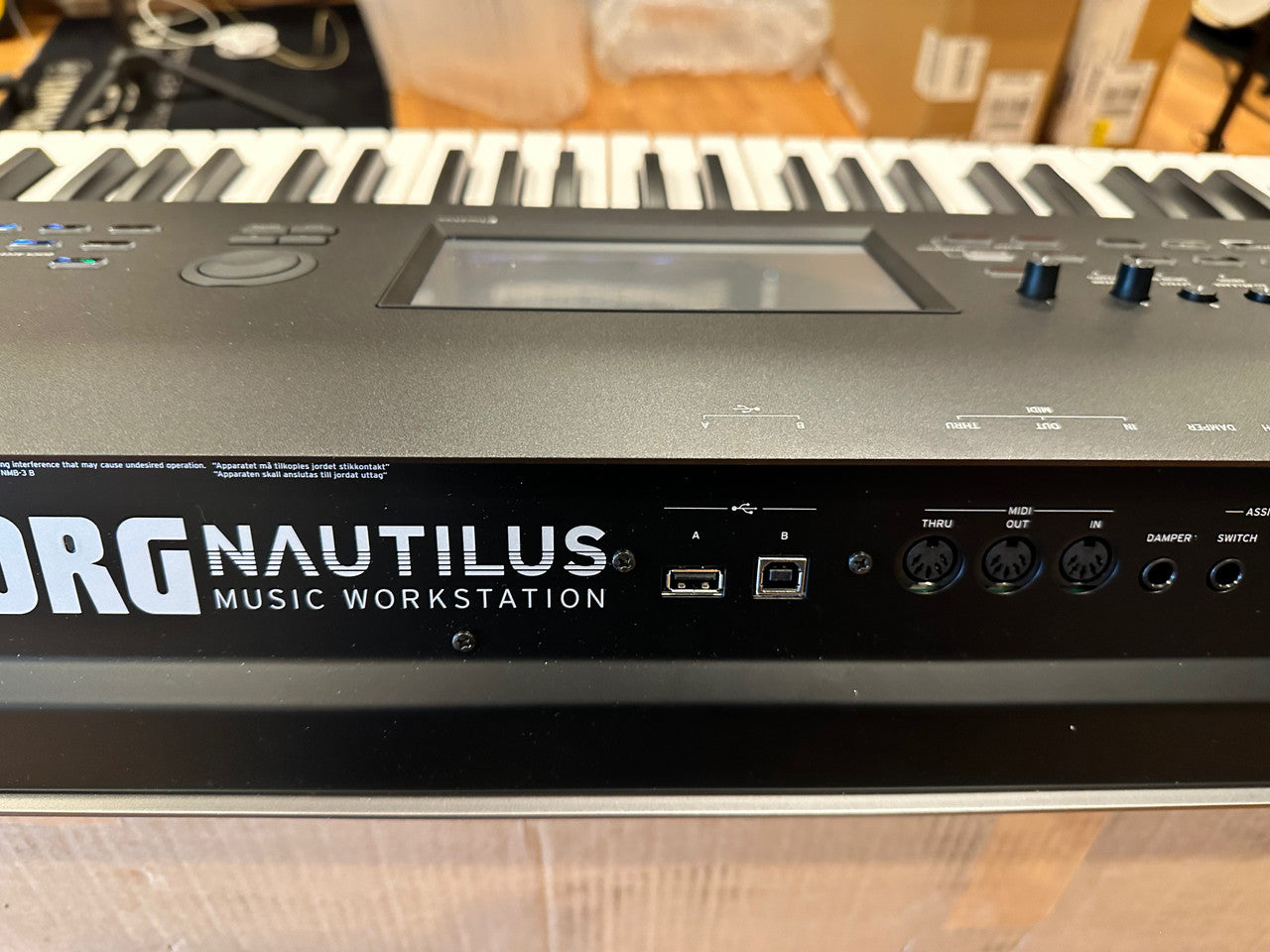 Korg Nautilus 61 61 key Synthesizer Workstation open box