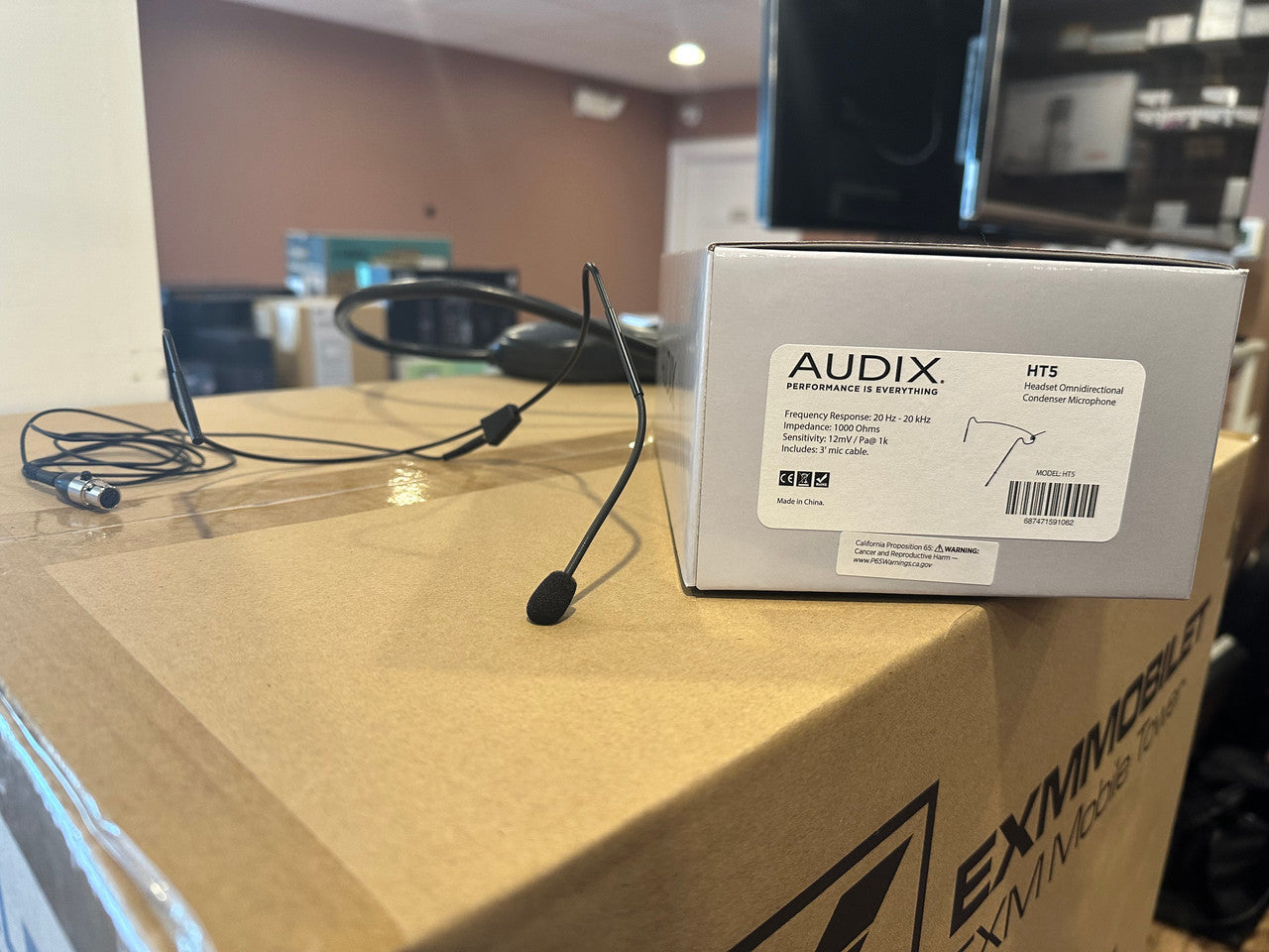 Audix HT5 Headworn Microphone with 3-Pin Mini XLR Connector (Black) open box