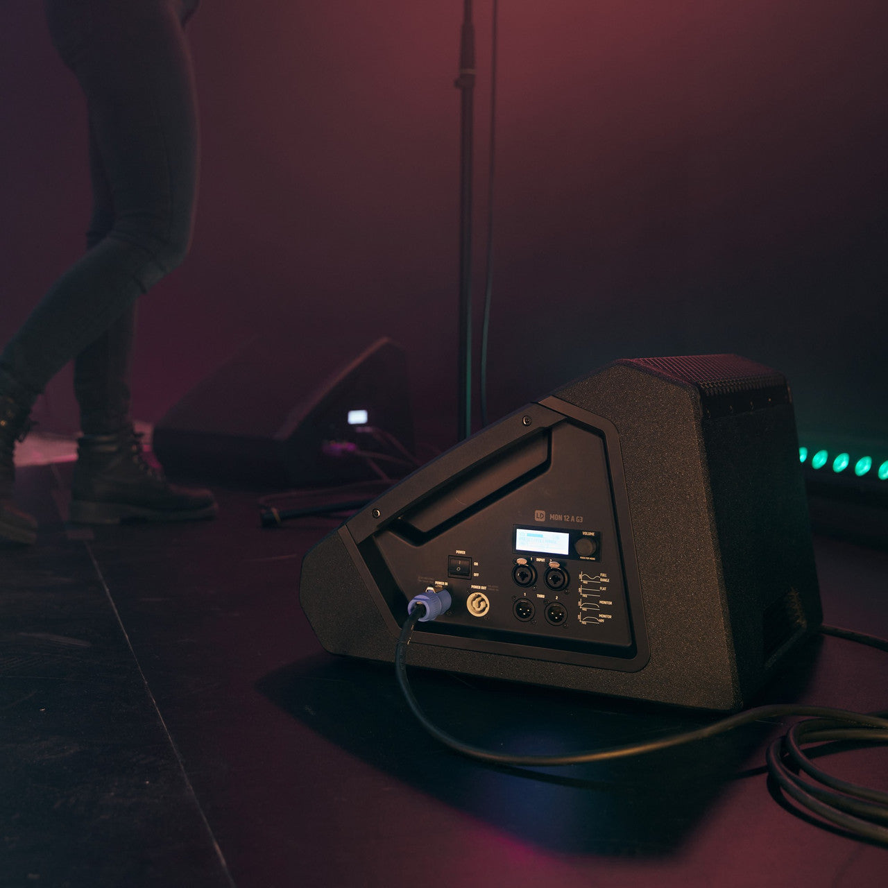 LD Systems MON 10 A G3 1,200W 10-inch Powered Coaxial Stage Monitor