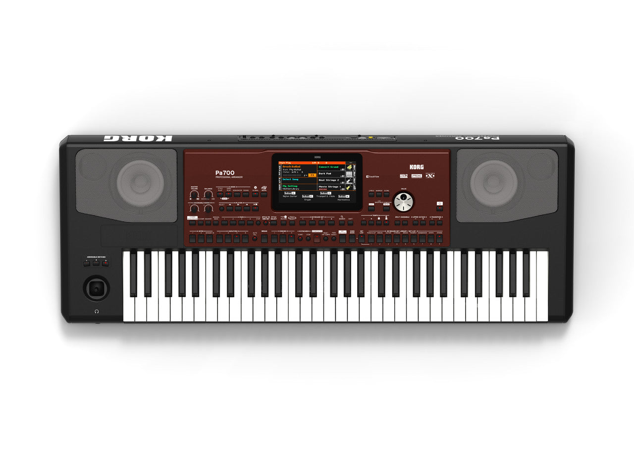 Korg PA700 61 key arranger workstation with built in speakers