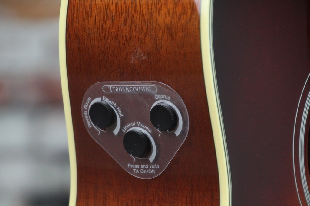 Yamaha FGC-TA VT TransAcoustic Dreadnought Acoustic Guitar Vintage Tint