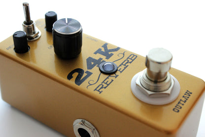 Outlaw 24K 3-mode Reverb guitar effects pedal