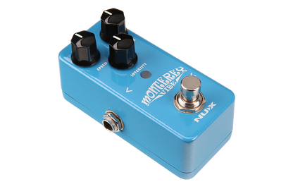 Nux mini core NCH-1 Monterey Vibe Chorus phaser pedal store display
