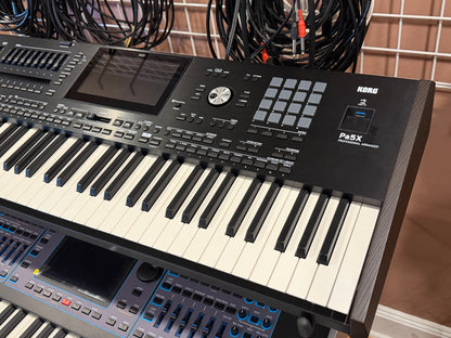 Korg PA5X 61 Key arranger workstation keyboard B-stock Full warranty