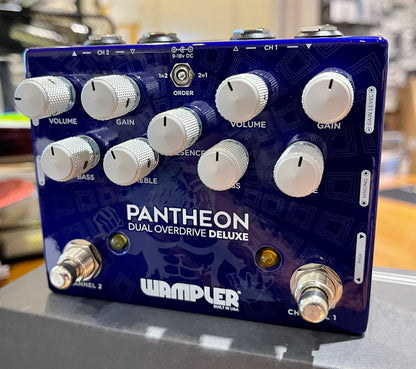 Wampler Dual Pantheon Deluxe Overdrive guitar pedal open box
