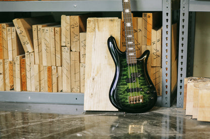 Spector Icon NS-2 Neck Through Haunted Moss Gloss Finish 4 string bass