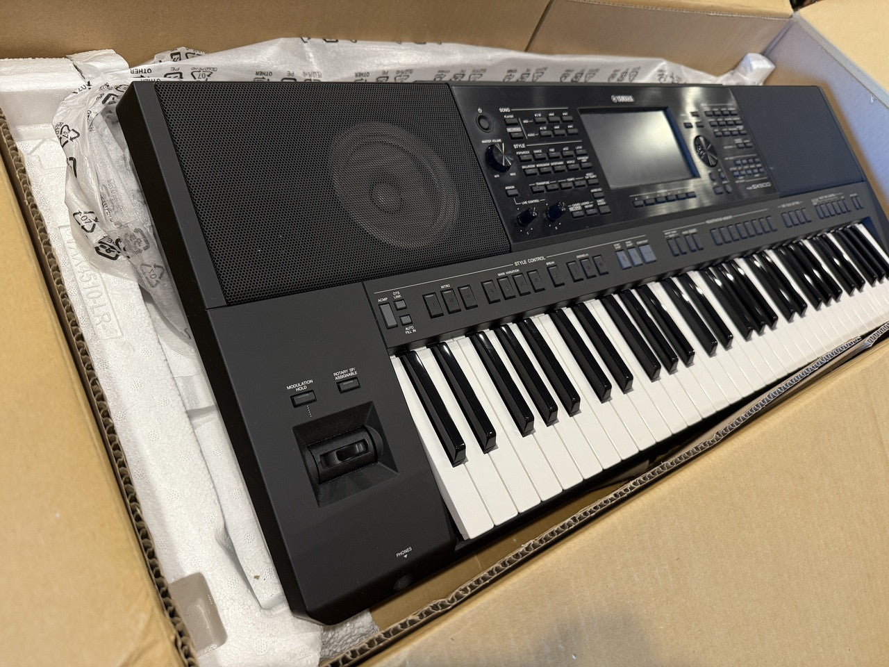 Yamaha PSR-SX900 61 key keyboard arranger used