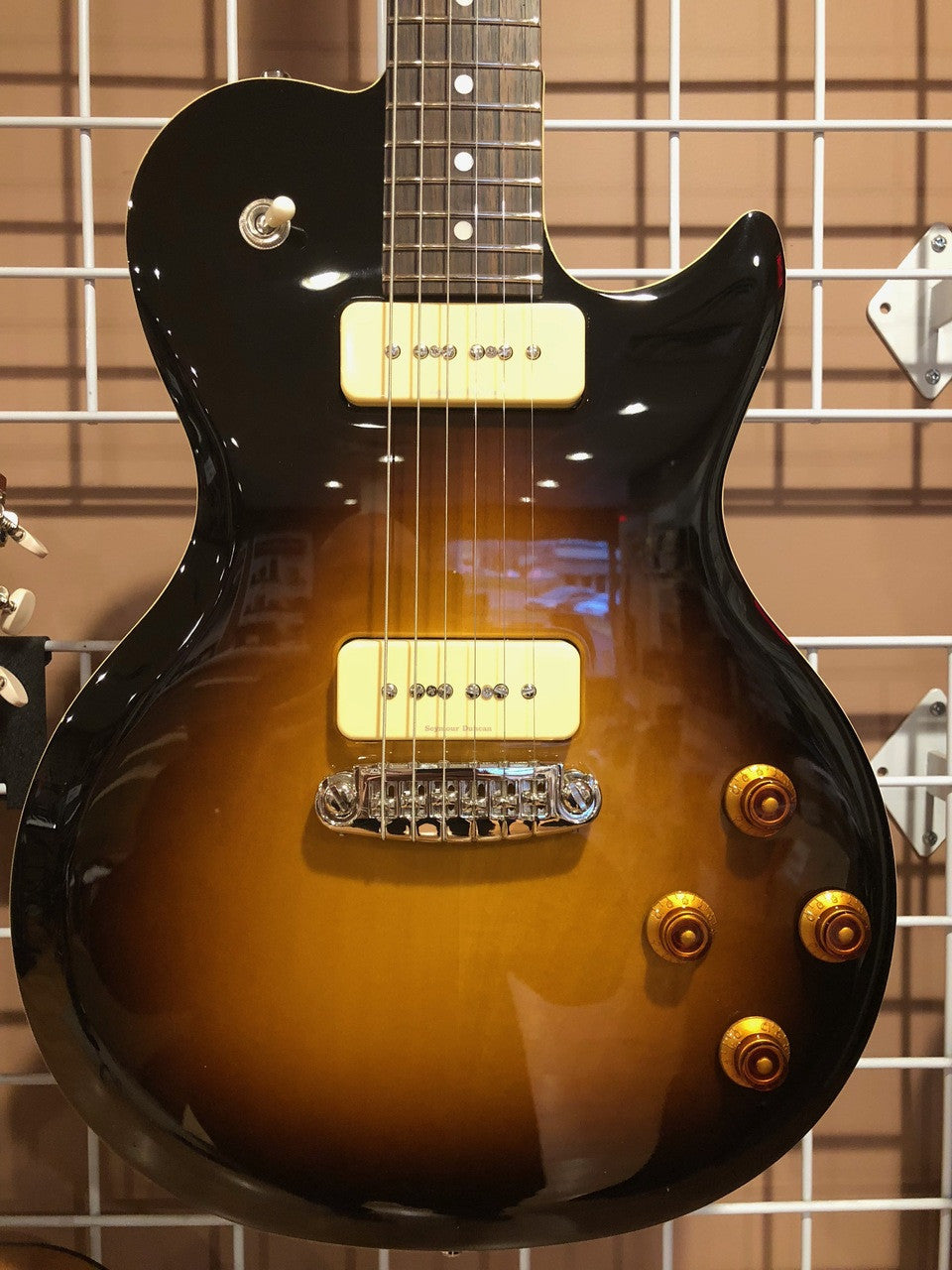 Godin Core CT P90 Sunburst GT SF with Bag Electric Guitar