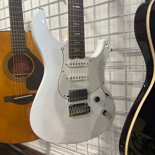 Yamaha PACS+12 Pacifica Standard Plus HSS Guitar Rosewood Fretboard Shell White open box