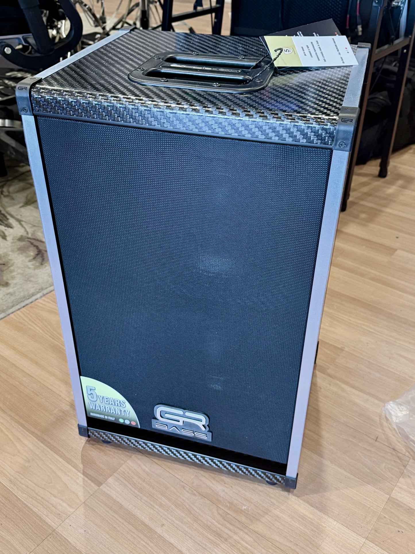 GR Bass AT 210V 4 ohm 400 watt 2 x 10" Bass cabinet with cover demo display