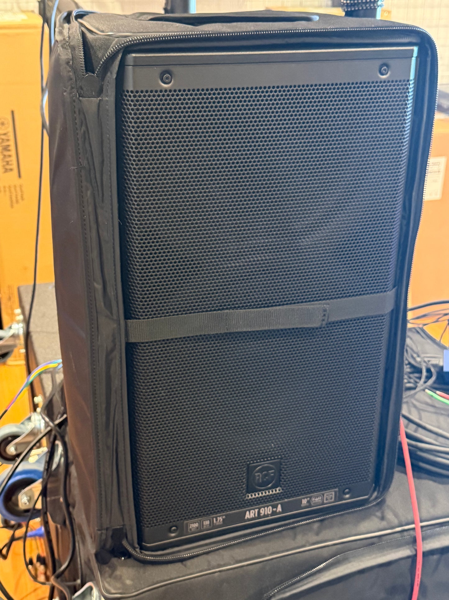 RCF ART 910-A 2-Way Active Speaker with Cover store display