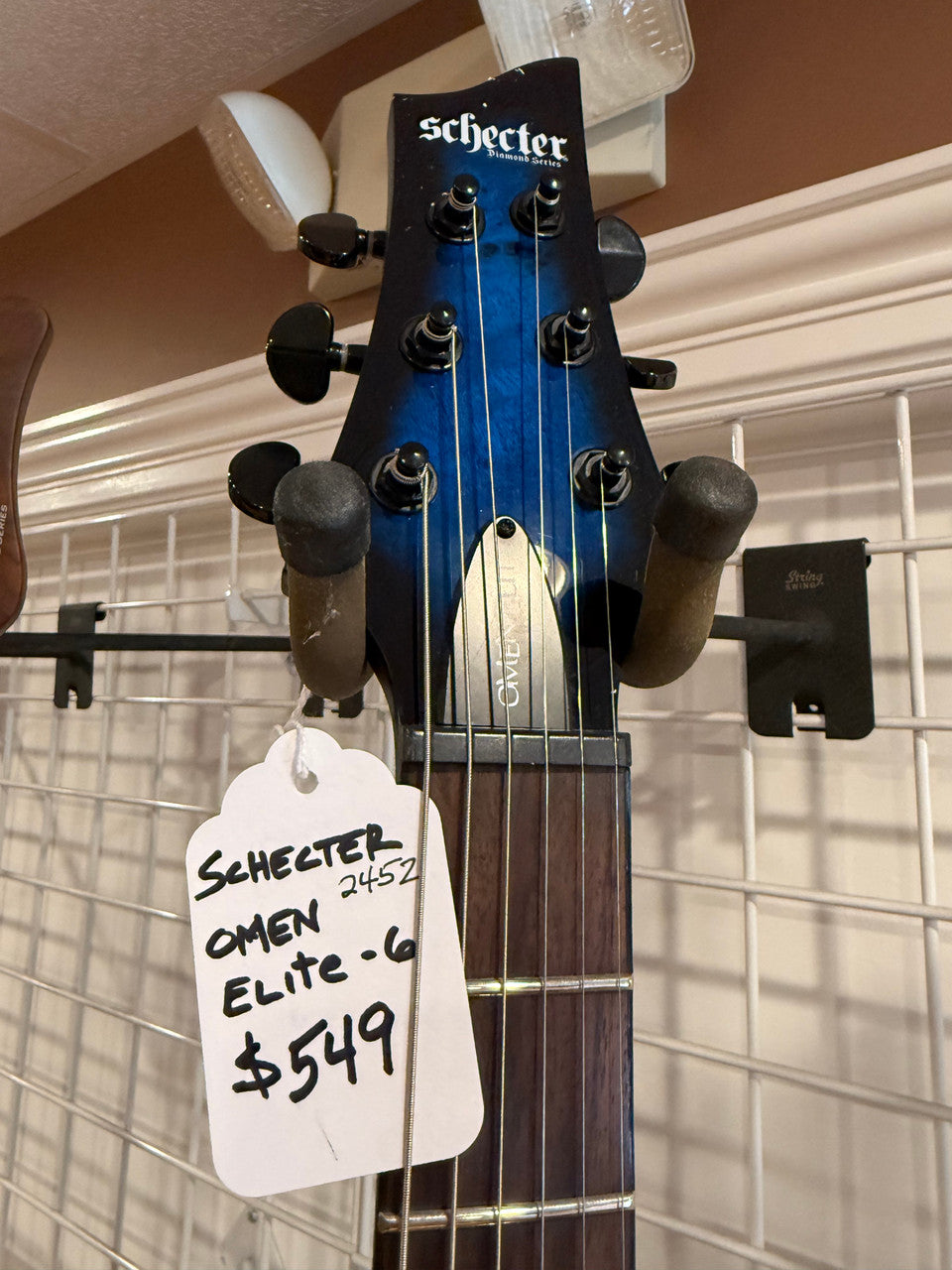 Schecter Omen Elite-6 Black Cherry Burst 2450 guitar open box