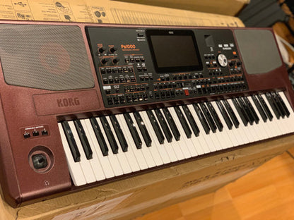 Korg PA1000 61 key arranger keyboard workstation Open Box Store Demo