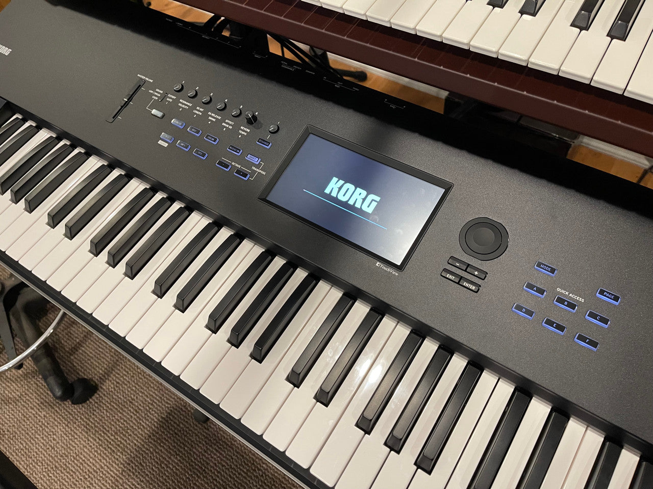 Korg Nautilus 73 73-key Synthesizer Workstation keyboard open box demo