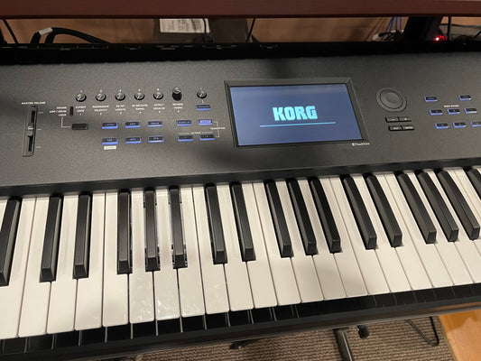 Korg Nautilus 73 73-key Synthesizer Workstation keyboard open box demo