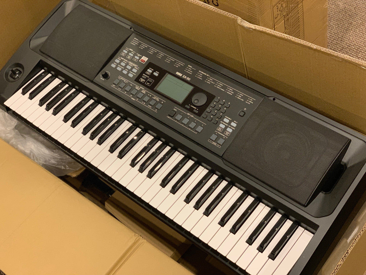 Korg EK-50 Entertainer Keyboard open box B-stock