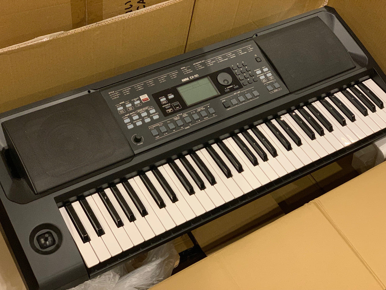 Korg EK-50 Entertainer Keyboard open box B-stock