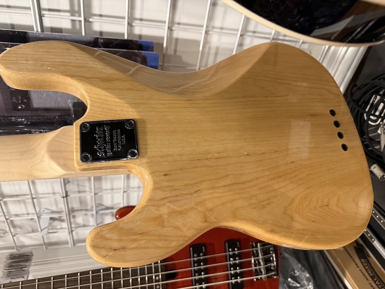 Schecter Justin Beck V Ani Signature Bass open box