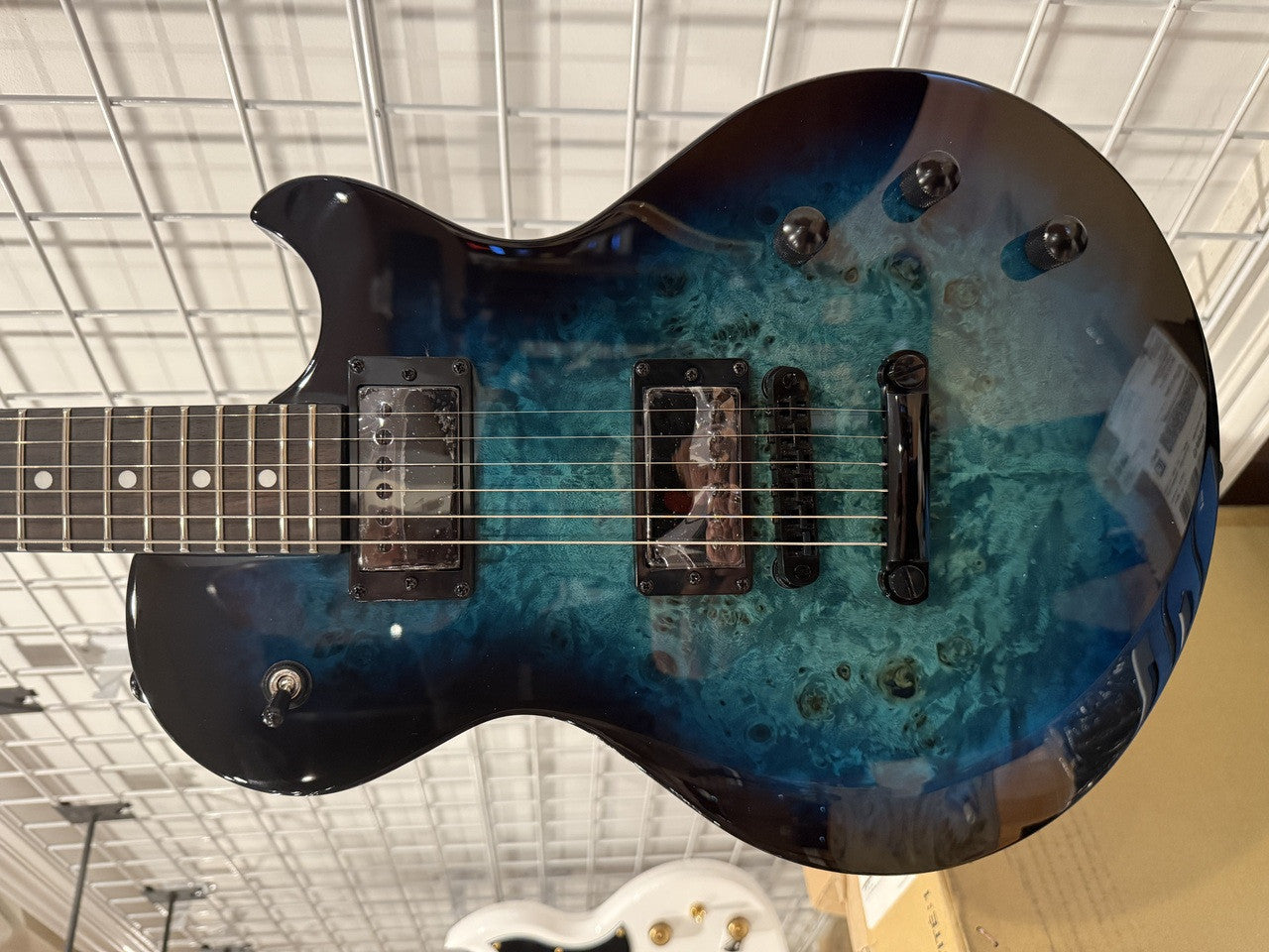 Schecter Solo-II Standard Guitar, Rosewood Fretboard Ocean Blue Burst Burl open box