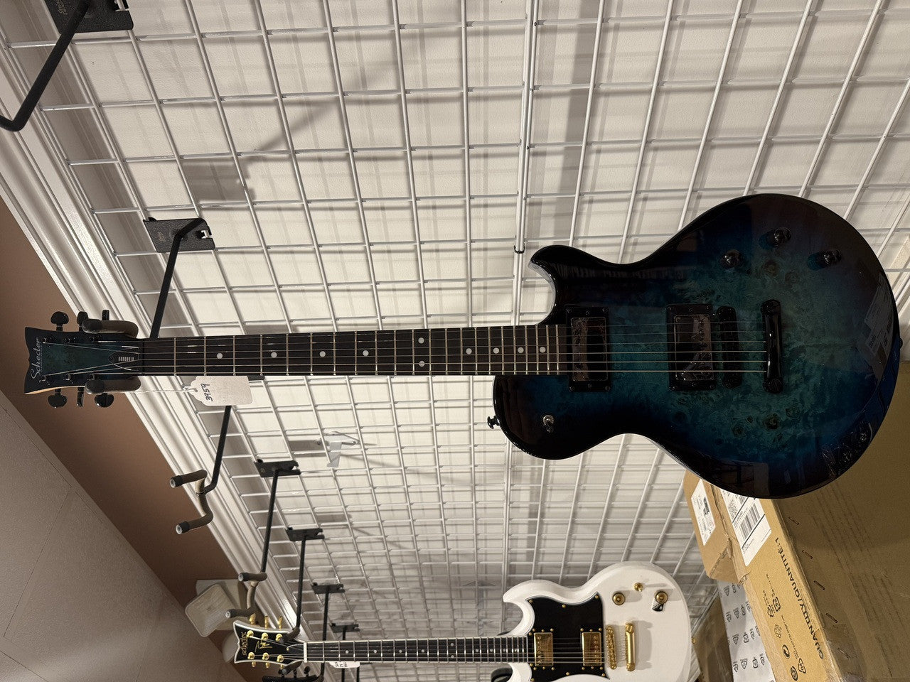 Schecter Solo-II Standard Guitar, Rosewood Fretboard Ocean Blue Burst Burl open box