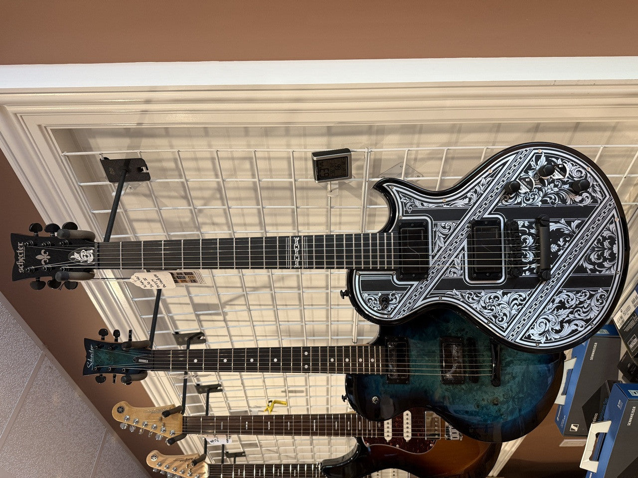 Schecter Solo-II Pryzm Palladium Gloss Black Guitar open box