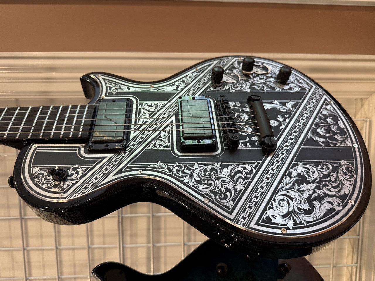 Schecter Solo-II Pryzm Palladium Gloss Black Guitar open box