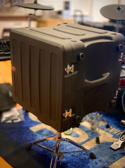 Gator 10U space 19″ Deep Molded Audio Rack G-PRO-10U-19 used