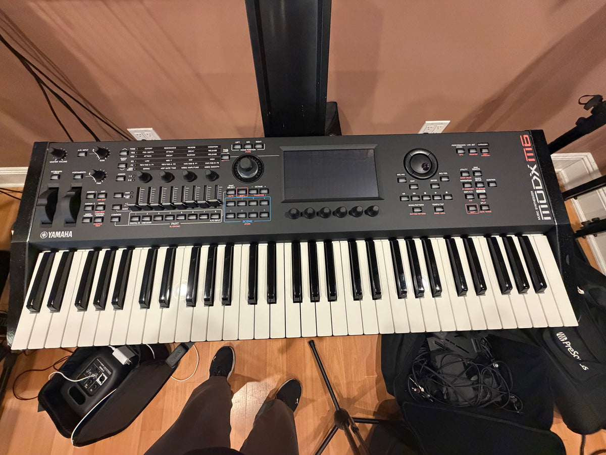 Yamaha MODX M6 61 key music synthesizer B-Stock