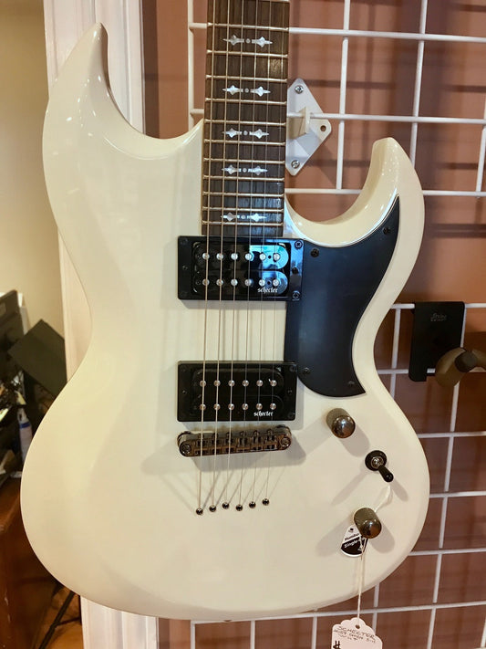Schecter 2059 Omen S-II White Electric Guitar