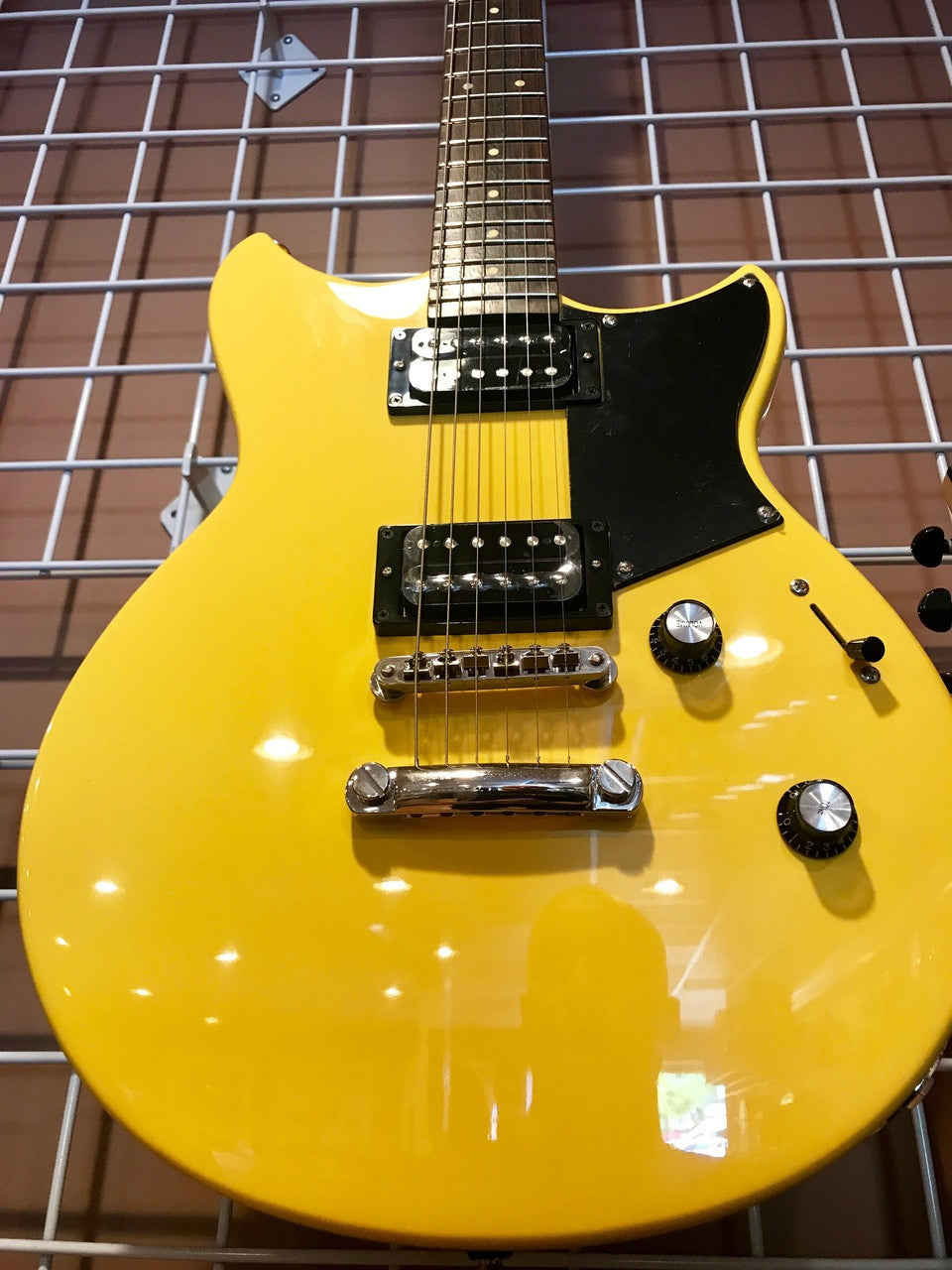 Yamaha Revstar RS320 SYL Stock Yellow Electric Guitar