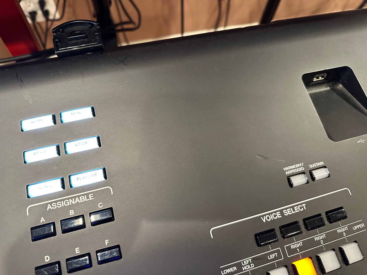 Yamaha Genos flagship arranger workstation keyboard black 76 note used