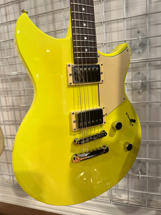 Yamaha Revstar Element RSE20 Electric Guitar Neon Yellow NYW display
