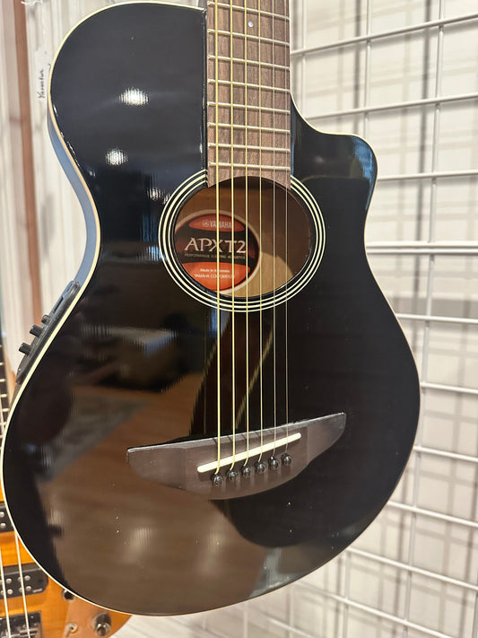 Yamaha APXT2 ¾ size Thin-line Cutaway Black Acoustic Electric Guitar Display