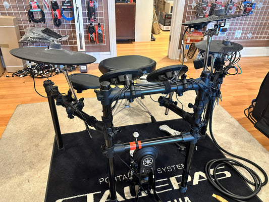 Yamaha DTX6K-X Electronic Drum Set store display