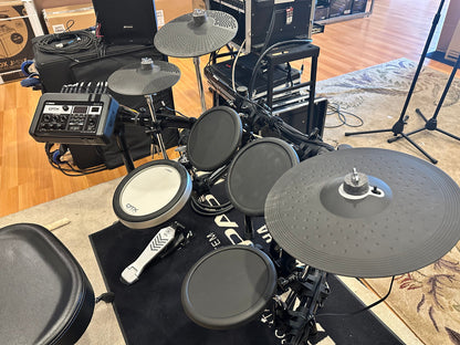 Yamaha DTX6K-X Electronic Drum Set store display