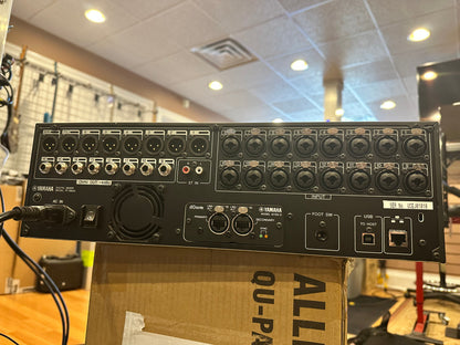 Yamaha TF-Rack mixer, Dante card NY64-D Store display