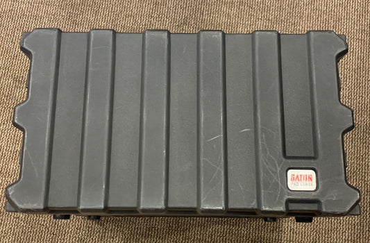 Gator G-PRO-6U-19 6U 19" Deep Molded Audio Rack used