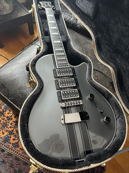 Hagstrom Ultra Max GT CBG Carbonized Grey Guitar with Case open box