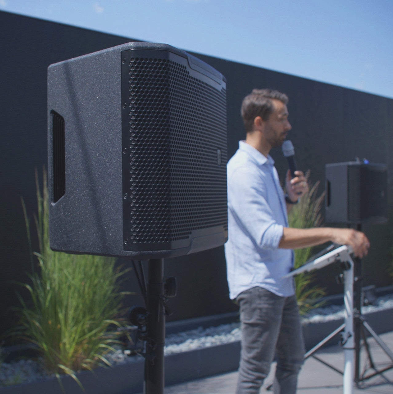 LD Systems MON 8 A G3 1,200W 8-inch Powered Coaxial Stage Monitor