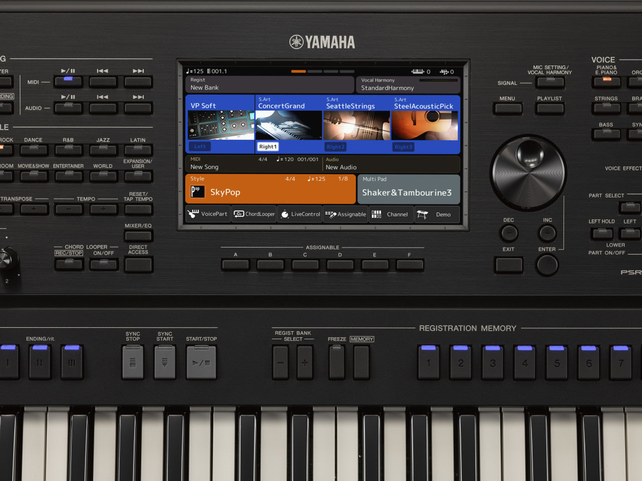 Yamaha PSR-SX900 61 note keyboard arranger