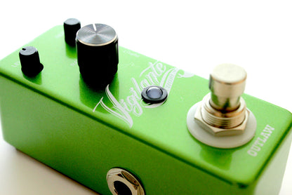 Outlaw Vigilante Chorus guitar effects pedal