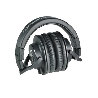 Audio-Technica ATH-M40x Closed-back Studio Monitoring Headphones
