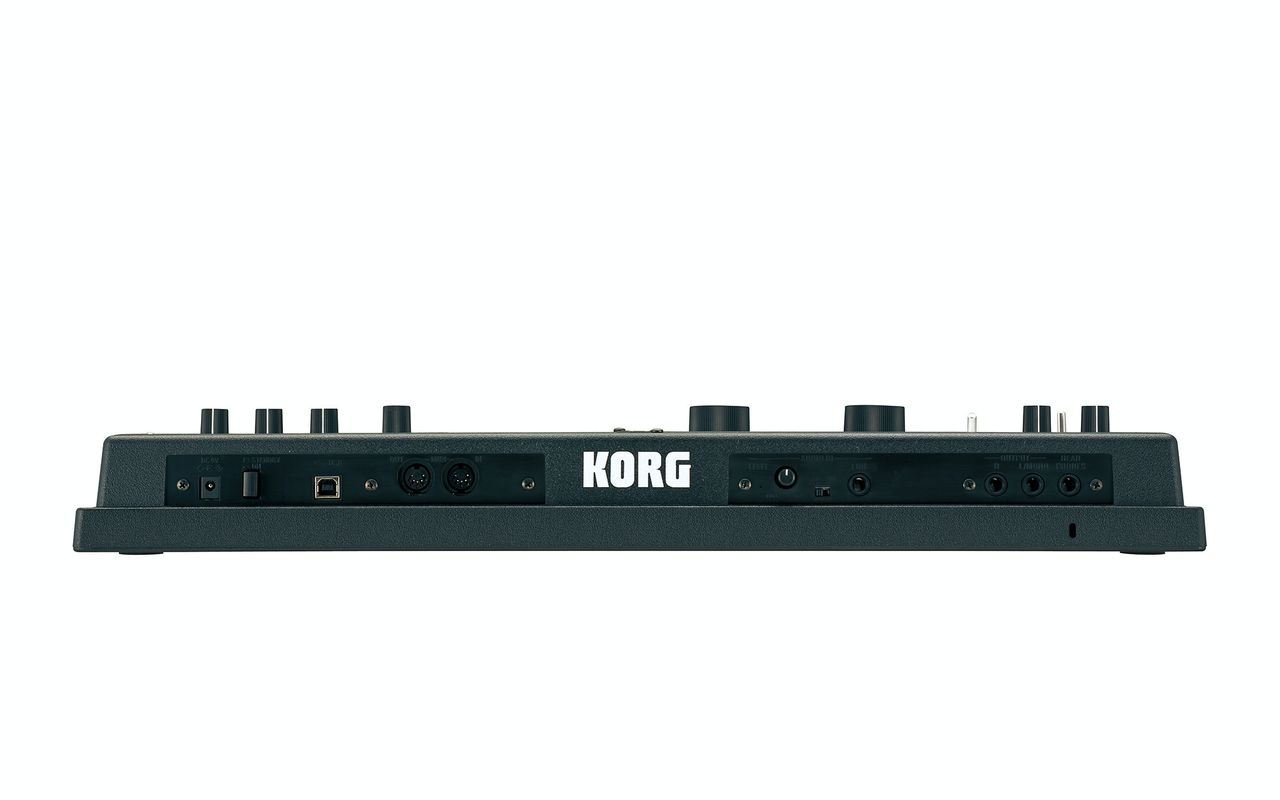 Korg microKORG XL+ synthesizer vocoder keyboard